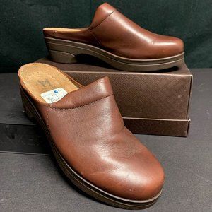 NWT Mephisto Clog w/Flexible Heel Sz 41